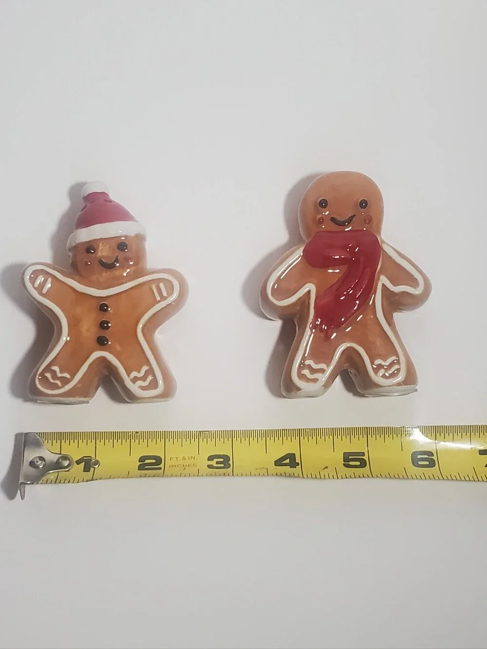 SALT & PEPPER SHAKERS Holiday Gingerbread Theme Ceramic in Red and Brown NWOT